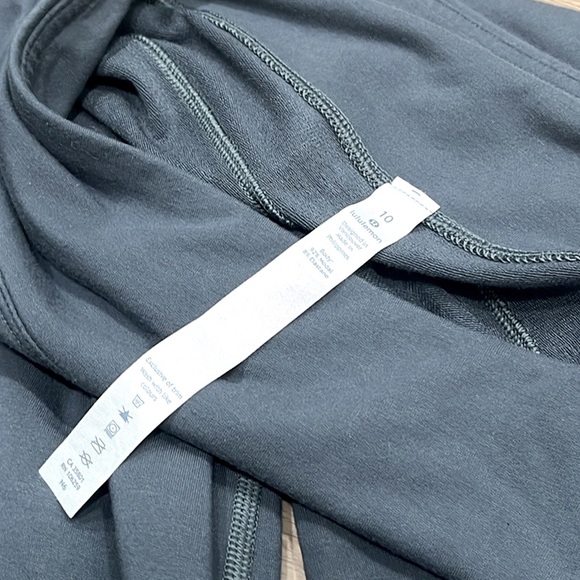 LULULEMON Size 10 Blissed Out Culottes Sea Steel - Size 10 - Picture 11 of 15